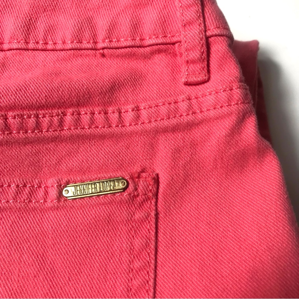 Jennifer Lopez Bold Pink Cropped Jeans - Picture 2 of 6